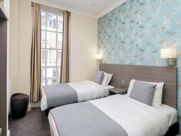OYO Bakers Hotel London Victoria : photo 1 de la chambre chambre lits jumeaux standard
