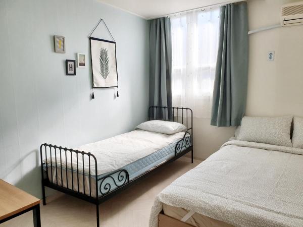 Y.ROAD 135 : photo 1 de la chambre chambre triple standard