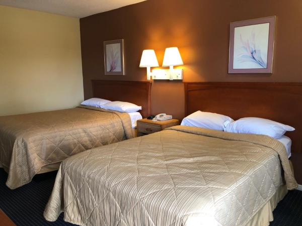 Americas Best Inn - Savannah I-95 : photo 3 de la chambre chambre double avec 2 lits doubles