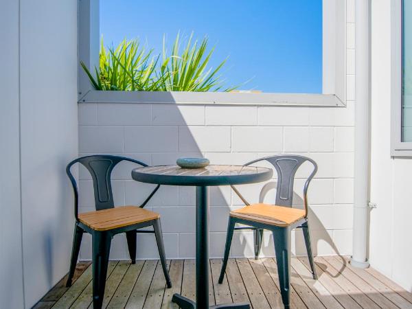 Alpine Hotel : photo 8 de la chambre chambre lit king-size deluxe - accessible aux personnes à mobilité réduite