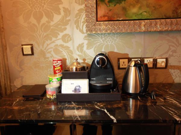 Chateau Star River Pudong Shanghai : photo 1 de la chambre chambre chateau premier lits jumeaux