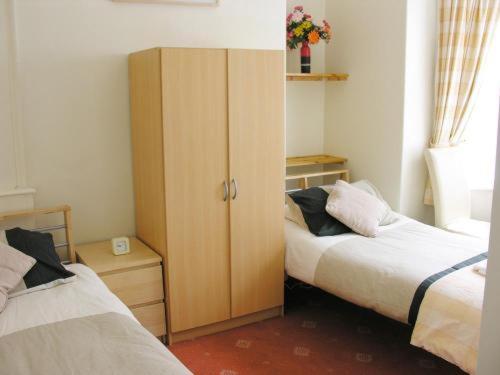 Park View Guest House : photo 1 de la chambre chambre lits jumeaux
