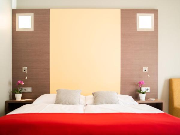 Hotel Orangerie : photo 4 de la chambre chambre triple supérieure