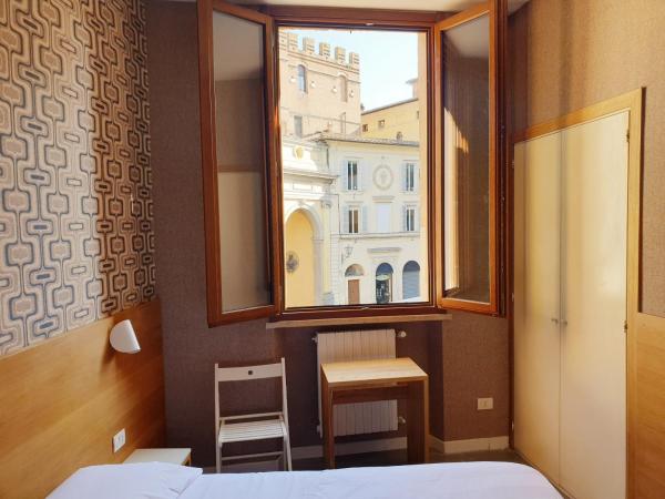 Hotel La Perla : photo 7 de la chambre chambre deluxe double ou lits jumeaux