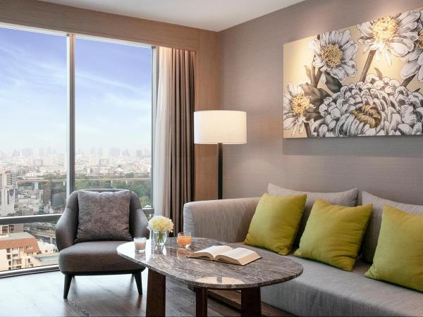 Sivatel Bangkok Hotel : photo 5 de la chambre suite familiale 2 chambres - chrysanthème