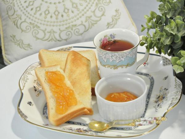 Casa Blanca Guesthouse : photo 8 de la chambre chambre lits jumeaux avec salle de bains commune