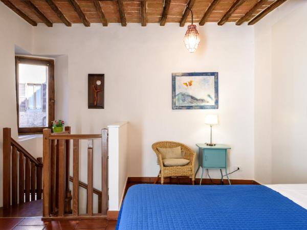 Piazza Paradiso Accommodation : photo 5 de la chambre appartement en duplex - bâtiment séparé