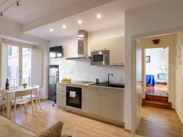 Piazza Paradiso Accommodation : photo 1 de la chambre appartement en duplex - bâtiment séparé