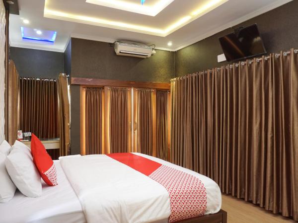 Super OYO 444 Rafitha Homestay : photo 4 de la chambre suite deluxe