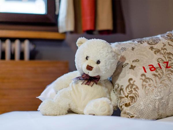 Madame Vacances Hôtel Ibiza : photo 5 de la chambre chambre triple (2 adultes & 1 enfant)