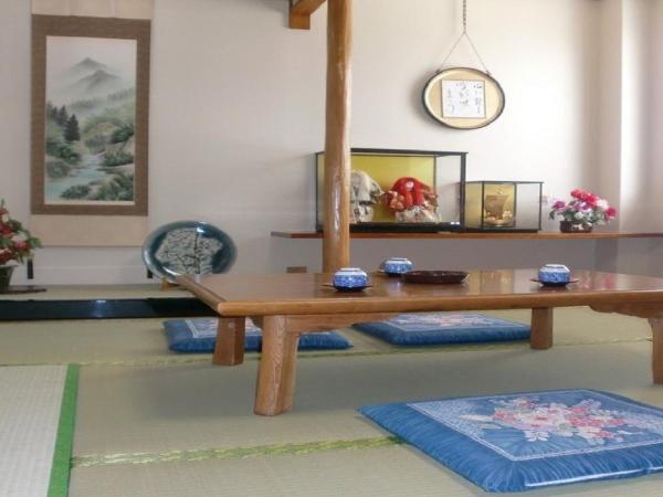 Ryokan Suzukisou-8 tatami mats room No bath and toilet- Vacation STAY 17864 : photo 3 de la chambre studio
