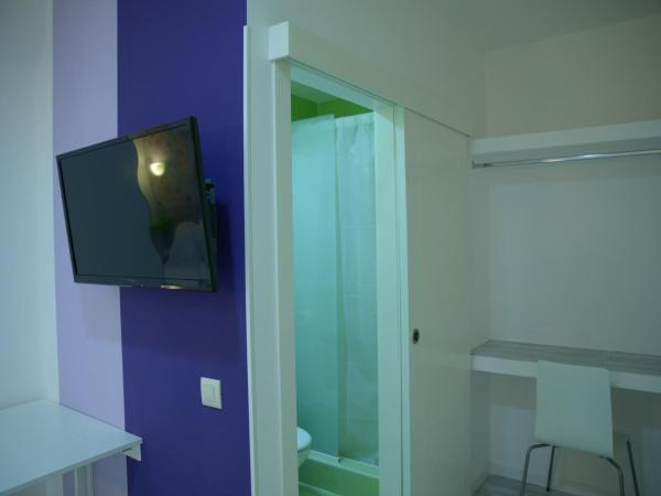 Nersan : photo 10 de la chambre chambre double ou lits jumeaux avec salle de bains privative