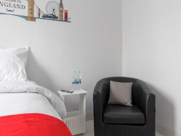 RedDoorz Plus near Taman Rasuna Menteng : photo 7 de la chambre chambre double supérieure
