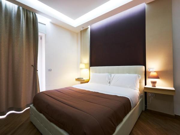 360 Hospitality : photo 5 de la chambre chambre triple avec balcon