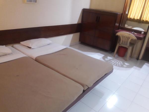 Maurya Residency : photo 2 de la chambre deluxe room (indian nationals only)