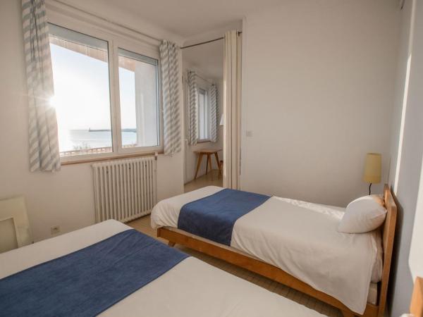 Hotel Le Trident Thyrsé : photo 3 de la chambre chambre triple