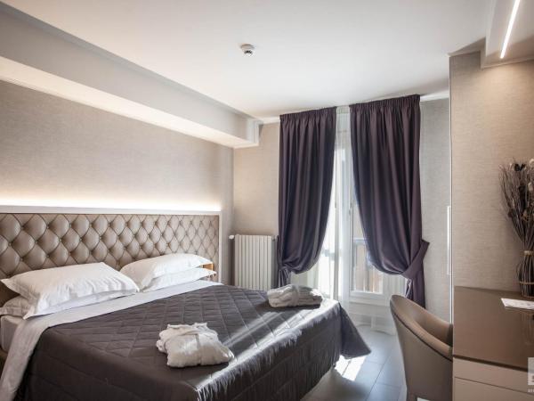 Hotel Cavour : photo 1 de la chambre chambre deluxe double ou lits jumeaux
