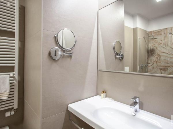 Hotel Cavour : photo 8 de la chambre chambre quadruple