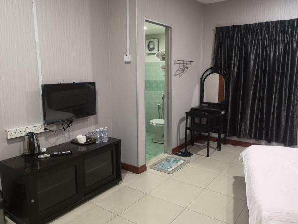 Home Inn Hotel : photo 10 de la chambre chambre familiale deluxe