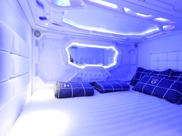 Spacepod@hive : photo 1 de la chambre capsule double dans dortoir mixte