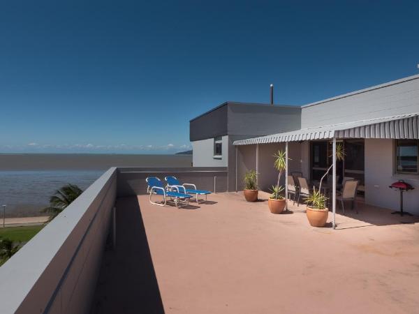 Coral Towers Holiday Suites : photo 1 de la chambre appartement de grand standing avec vue sur océan 