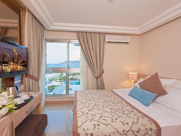 Xperia Saray Beach Hotel : photo 2 de la chambre chambre exécutive xperian 90 (2 adultes)