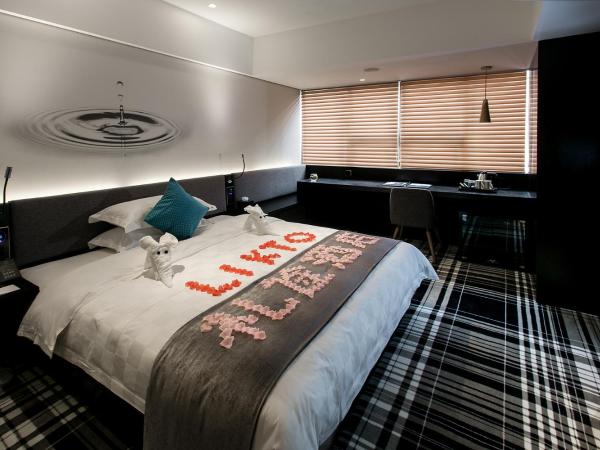 Likto Hotel-Free Shuttle Bus to Canton Fair : photo 8 de la chambre business suite-free snacks&clothes steamer