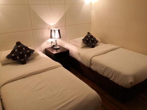Hotel Six Seasons @ Mid Valley : photo 4 de la chambre chambre lits jumeaux deluxe