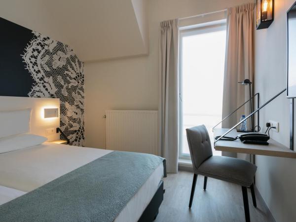 Martin's Brugge : photo 5 de la chambre chambre double avec baignoire