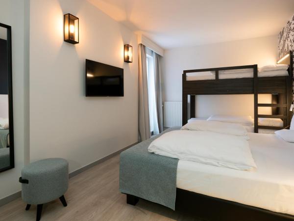 Martin's Brugge : photo 3 de la chambre chambre familiale