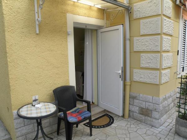 Rooms Alida : photo 1 de la chambre chambre simple avec terrasse