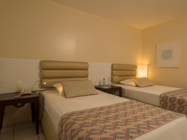Hotel Luzeiros Fortaleza : photo 6 de la chambre chambre triple supérieure