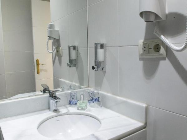 Rincón de Gran Vía : photo 3 de la chambre chambre simple standard