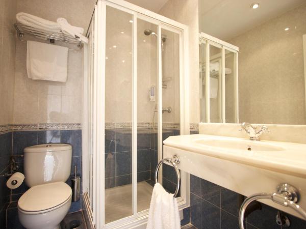 Rincón de Gran Vía : photo 3 de la chambre chambre double avec lit d'appoint