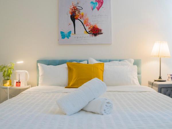 Amazing Sea Views Luxury Guest House : photo 2 de la chambre chambre lit queen-size