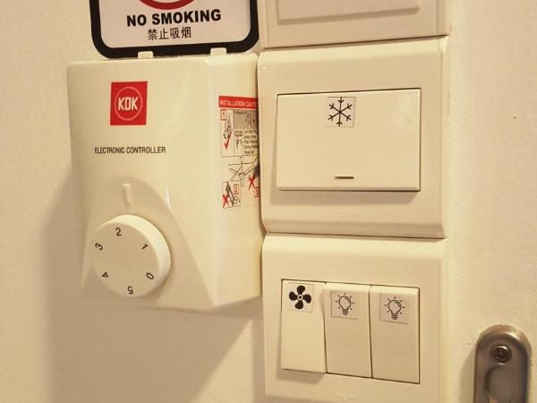 Teruntum 96 Guest house : photo 5 de la chambre chambre standard lit queen-size