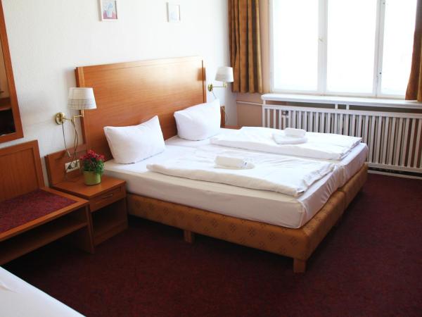 Hotel Aster an der Messe : photo 4 de la chambre chambre double
