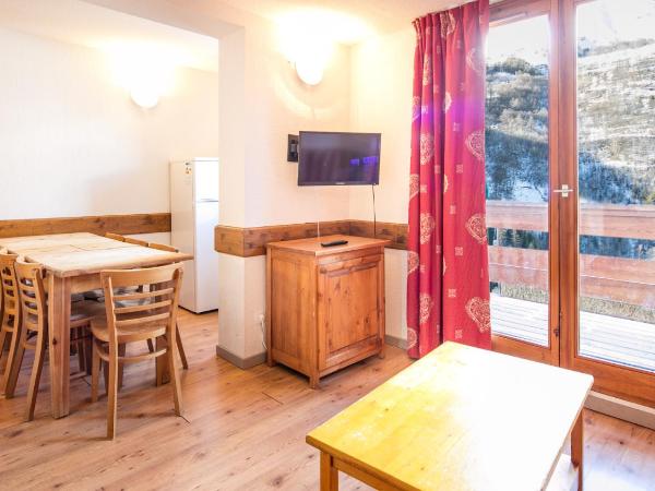 Vacancéole - Le Hameau de Valloire : photo 2 de la chambre appartement 2 chambres avec alcôve (7 adultes)