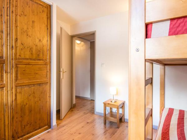 Vacancéole - Le Hameau de Valloire : photo 6 de la chambre appartement 2 chambres avec alcôve (7 adultes)