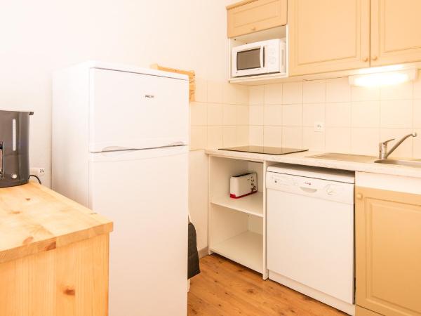 Vacancéole - Le Hameau de Valloire : photo 3 de la chambre appartement 1 chambre avec alcôve (6 adultes)