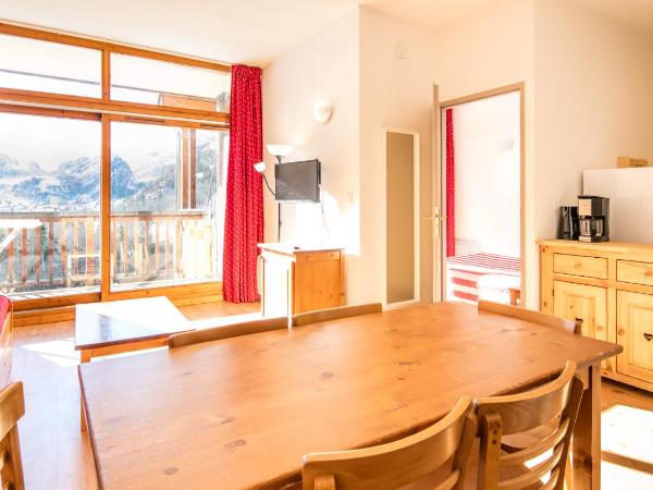 Vacancéole - Le Hameau de Valloire : photo 5 de la chambre appartement 1 chambre avec alcôve (6 adultes)