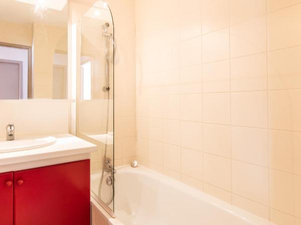 Vacancéole - Le Hameau de Valloire : photo 3 de la chambre appartement 3 chambres (8 adultes)