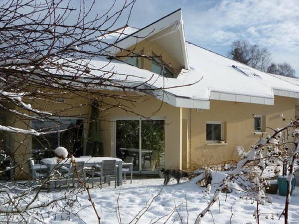 Chez Brigitte et Sylvain : photo 3 de la chambre chambre familiale - vue sur montagne