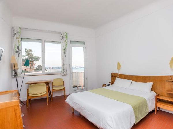 Hotel Le Trident Thyrsé : photo 2 de la chambre chambre double avec balcon - vue sur mer