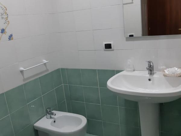 B&B Foria 210 : photo 3 de la chambre chambre lits jumeaux avec douche