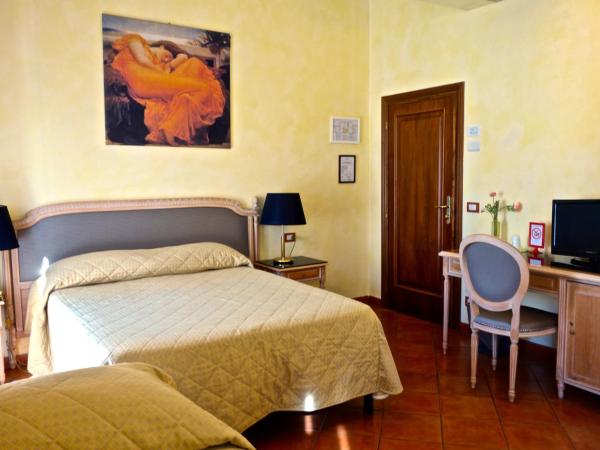 Hotel Bologna : photo 1 de la chambre chambre triple