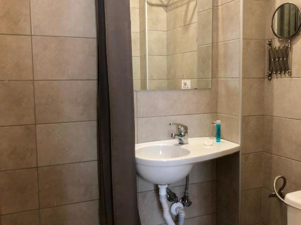 Galaxy Hotel : photo 4 de la chambre chambre simple