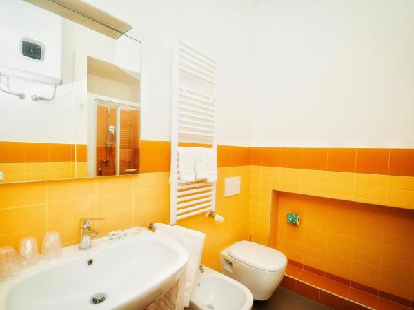 Torino 1854 Affittacamere : photo 1 de la chambre chambre triple standard