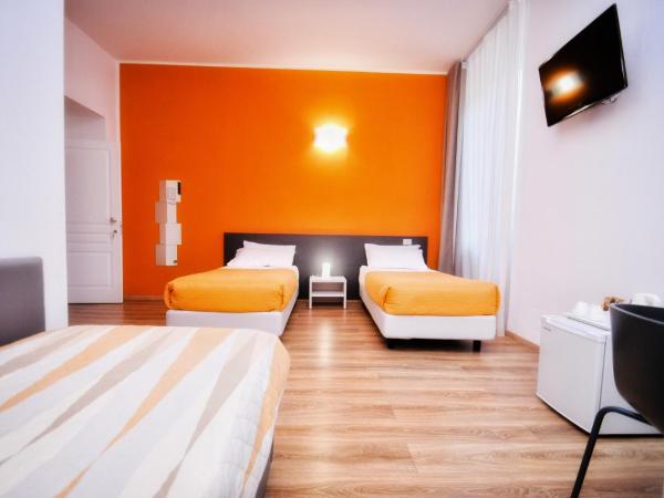 Torino 1854 Affittacamere : photo 5 de la chambre chambre triple standard