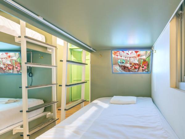 Ama Hostel Bangkok : photo 4 de la chambre dortoir mixte de 6 lits